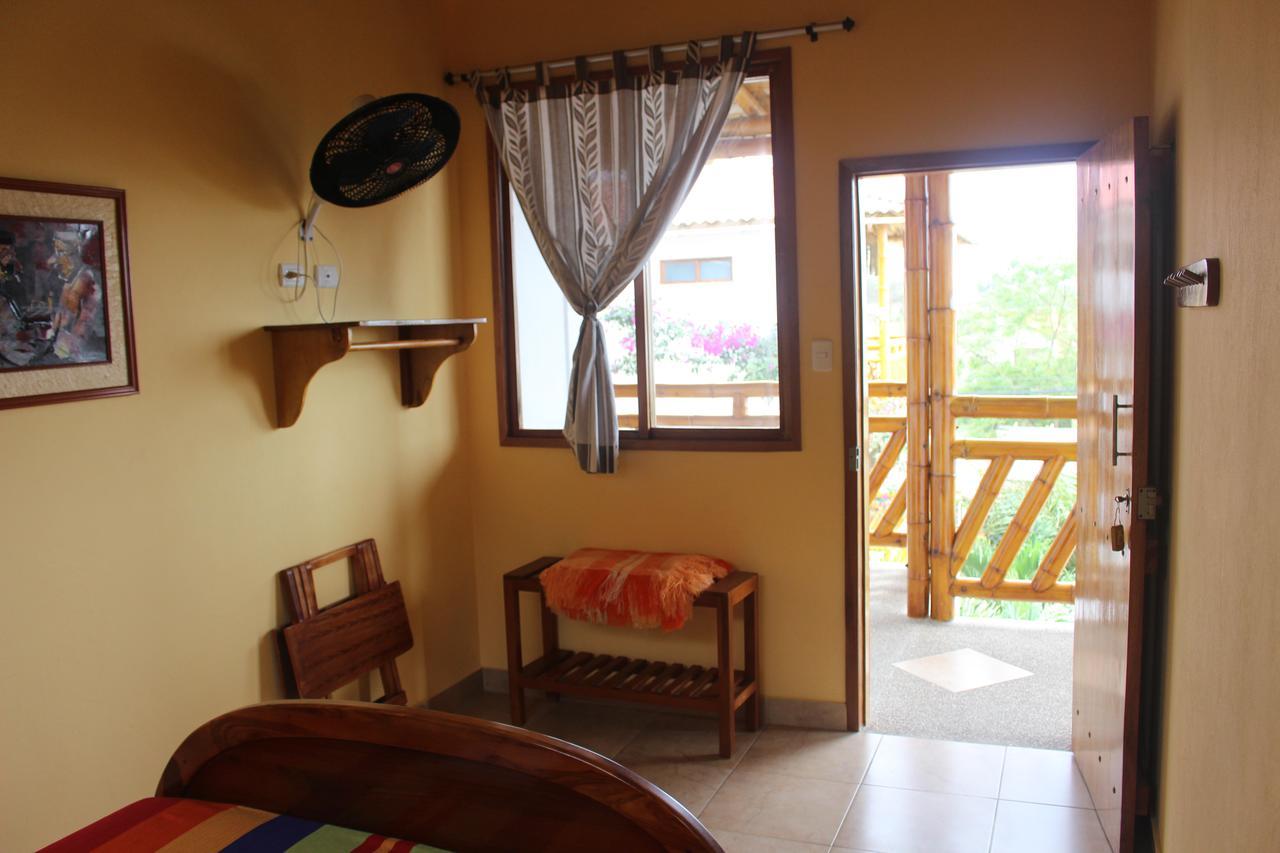 La Mariposa Hostal Олон Екстер'єр фото